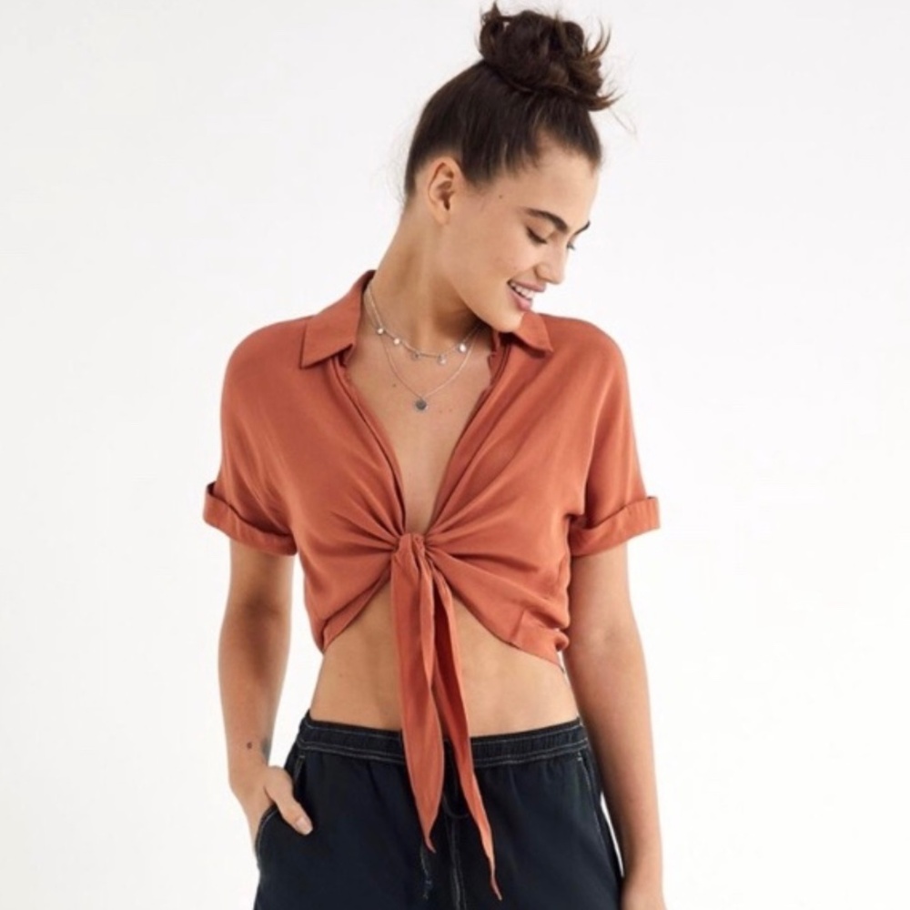 Urban Outfitters Tie Front Short Sleeved, Cropped Blouse, Rust Color Size S